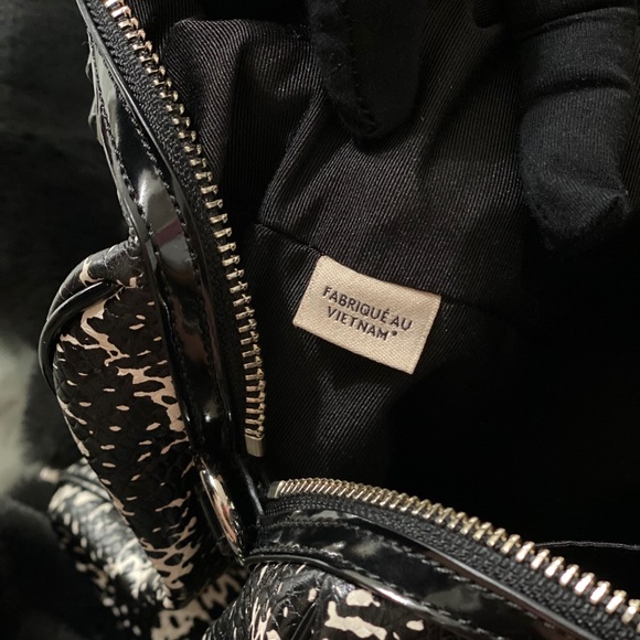 Coach - Picture 6 of 6